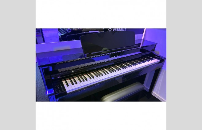 Used Yamaha CLP575 Polished Ebony Digital Piano Complete Package (SN:BCUM01001) - Image 4